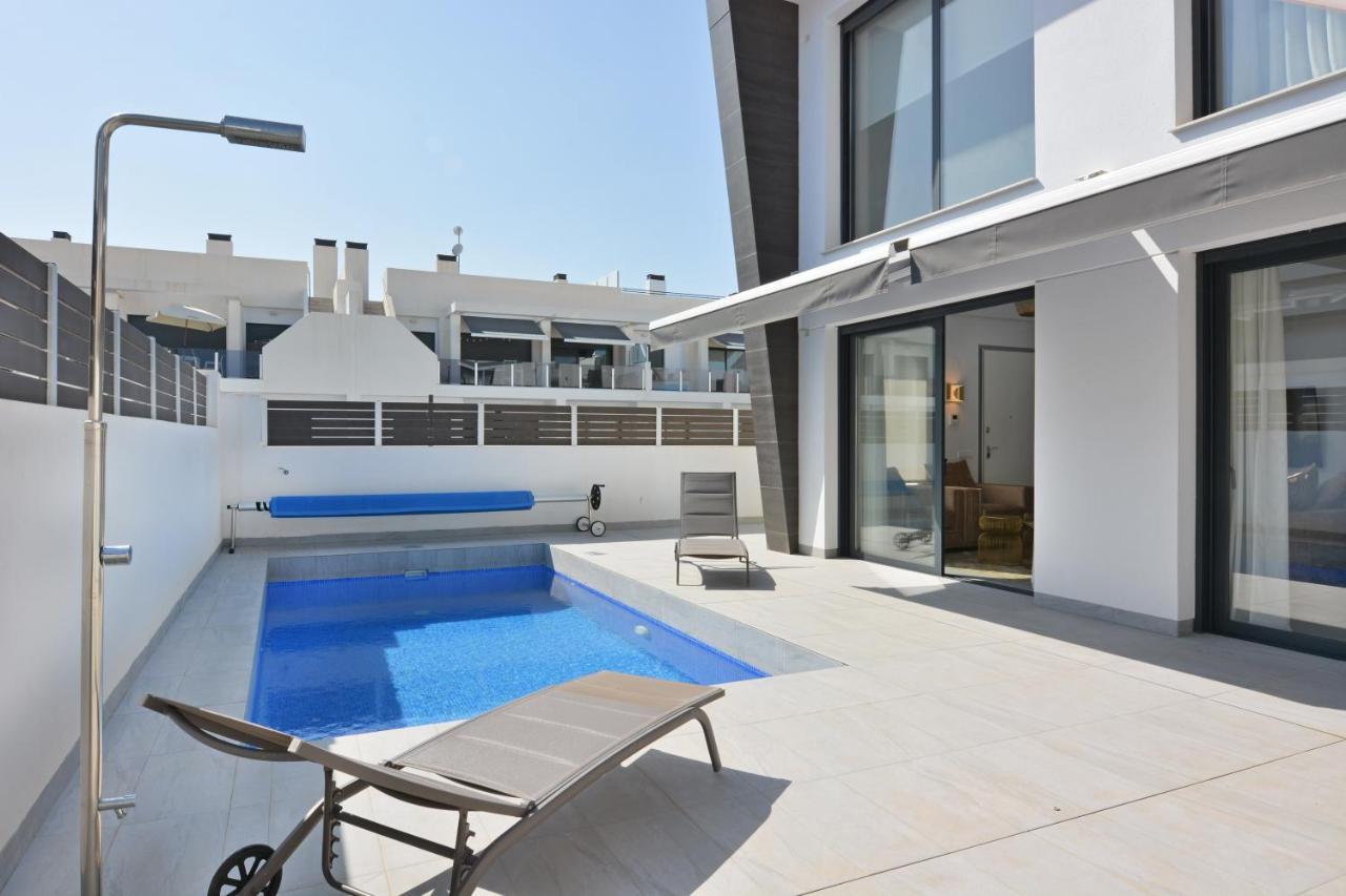Luxury Villa By Nras غران ألاكانت المظهر الخارجي الصورة
