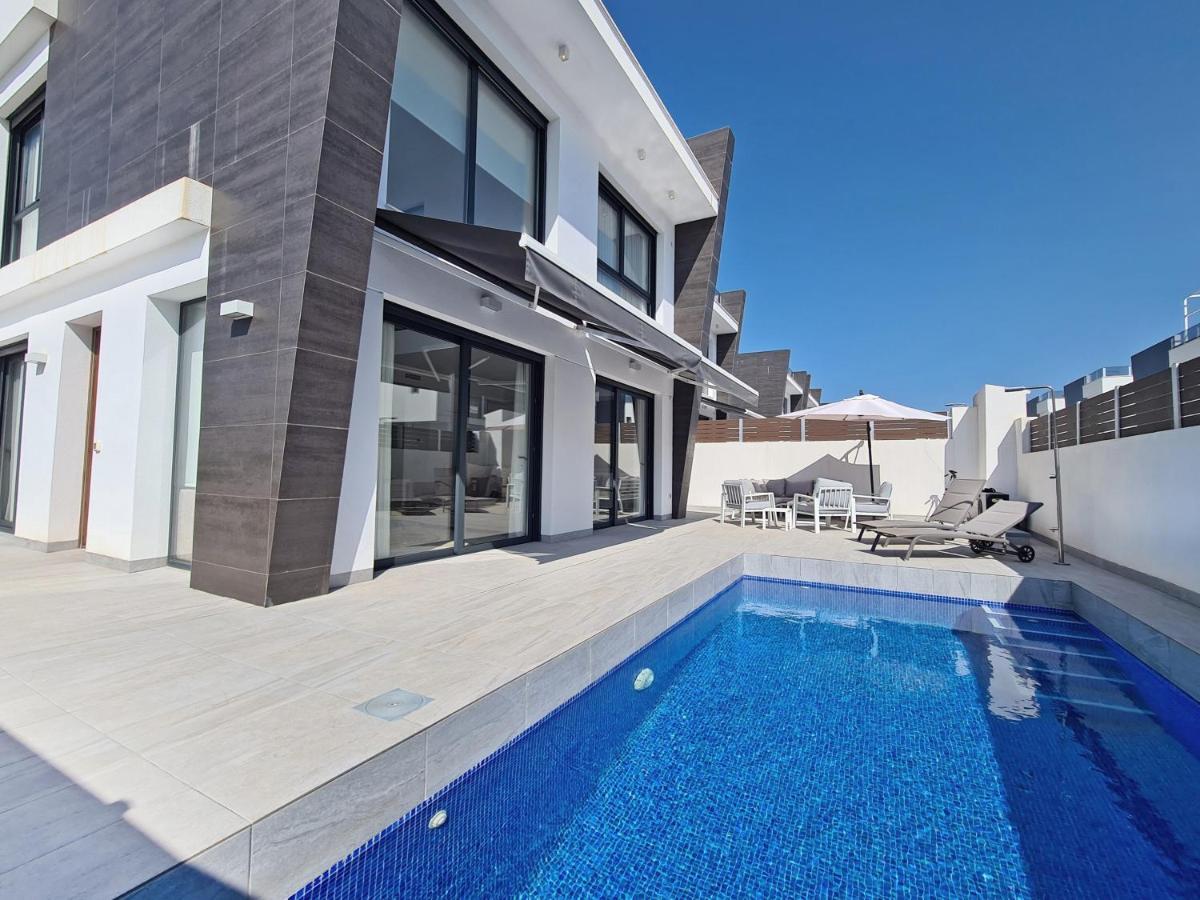 Luxury Villa By Nras غران ألاكانت المظهر الخارجي الصورة